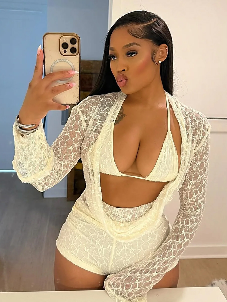 Weird Puss Sexy See Through 3  - Lace Bralette Set reseña y precio